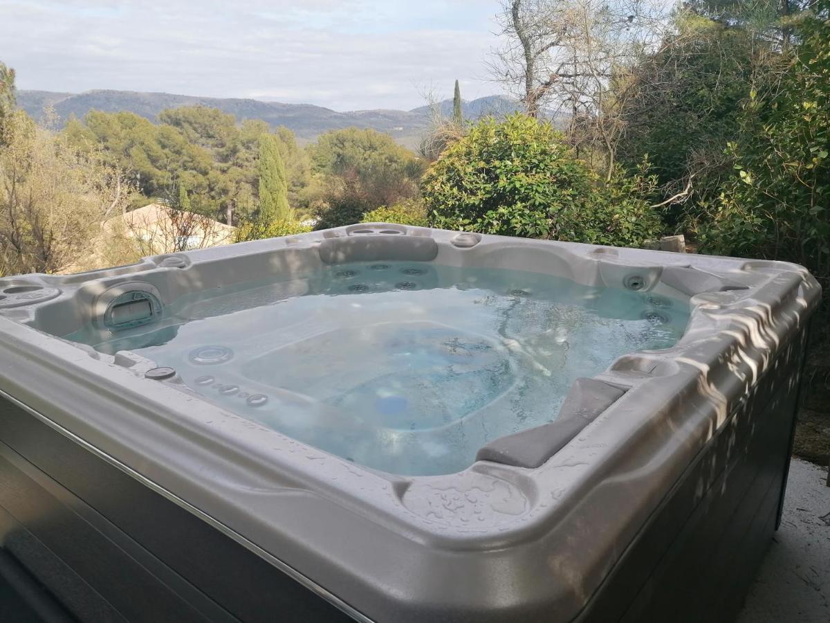 ル・ボーセ Mas Lei Bancau Bed & Breakfast エクステリア 写真